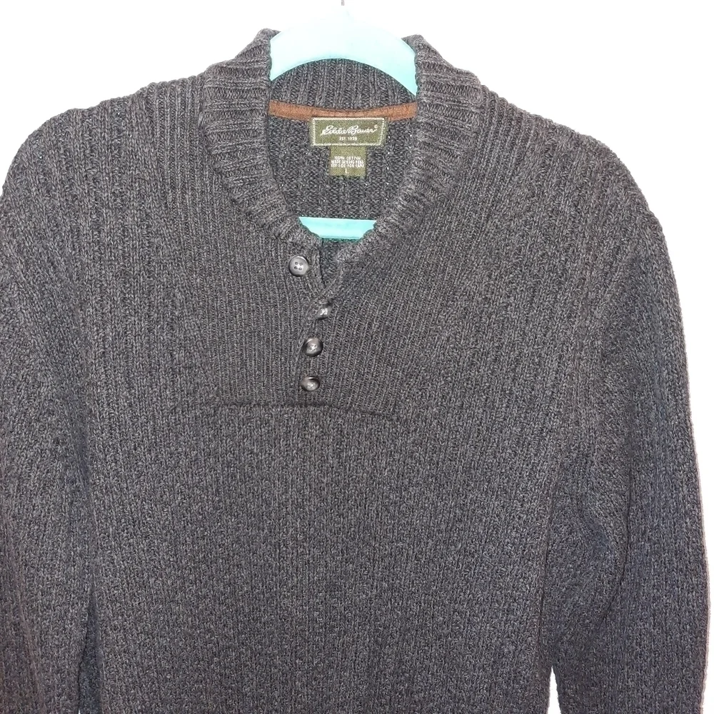 🌟 Eddie Bauer sweater size large
